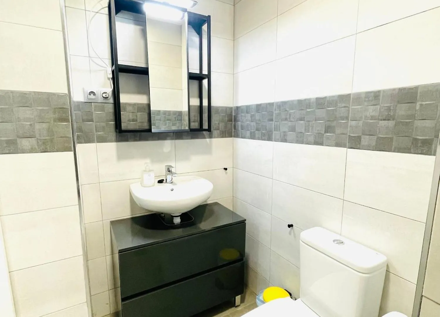 Apartament Completo Y Con Buena Ubicacion P2 Malaga